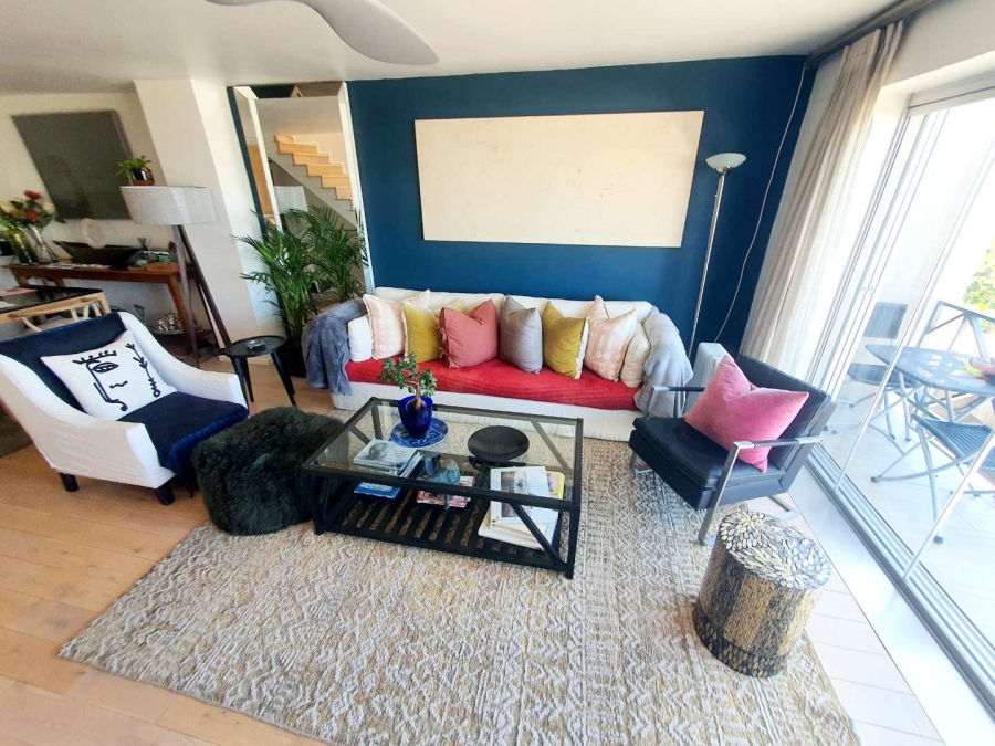 To Let 2 Bedroom Property for Rent in Green Point Western Cape